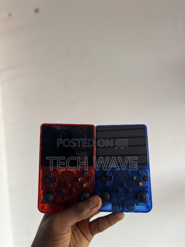 R36s Game Console · Photo 2