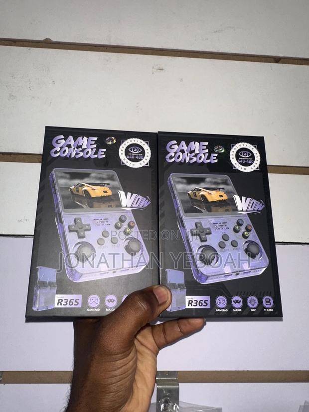 Game Console R36s · Photo 1