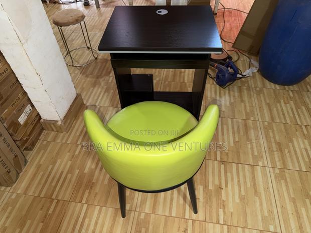 60x50cm Computer Table And Chair · Photo 2