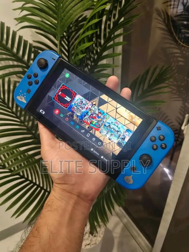 Nintendo Oled With FC 26 · Photo 1
