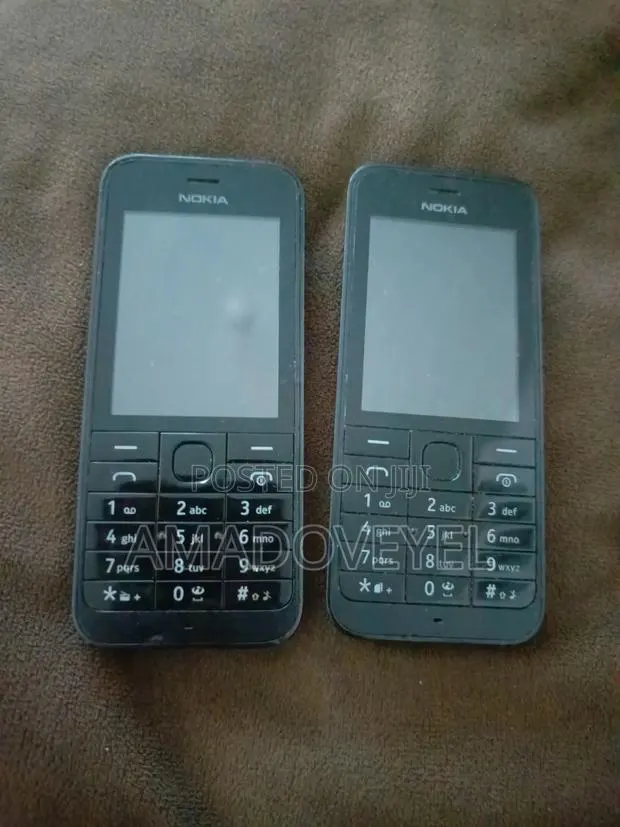 Nokia 220 Black · Photo 1