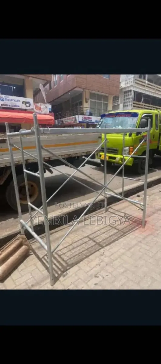 H-Frame Scaffolding Unit · Photo 1