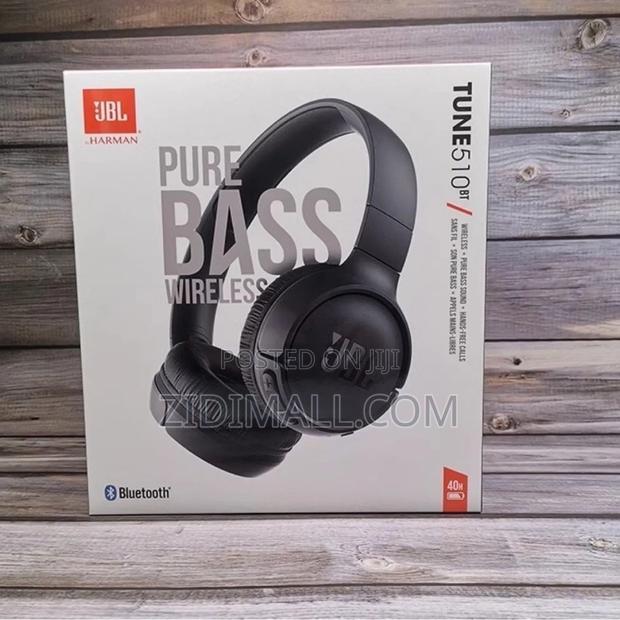 JBL Headphones · Photo 1