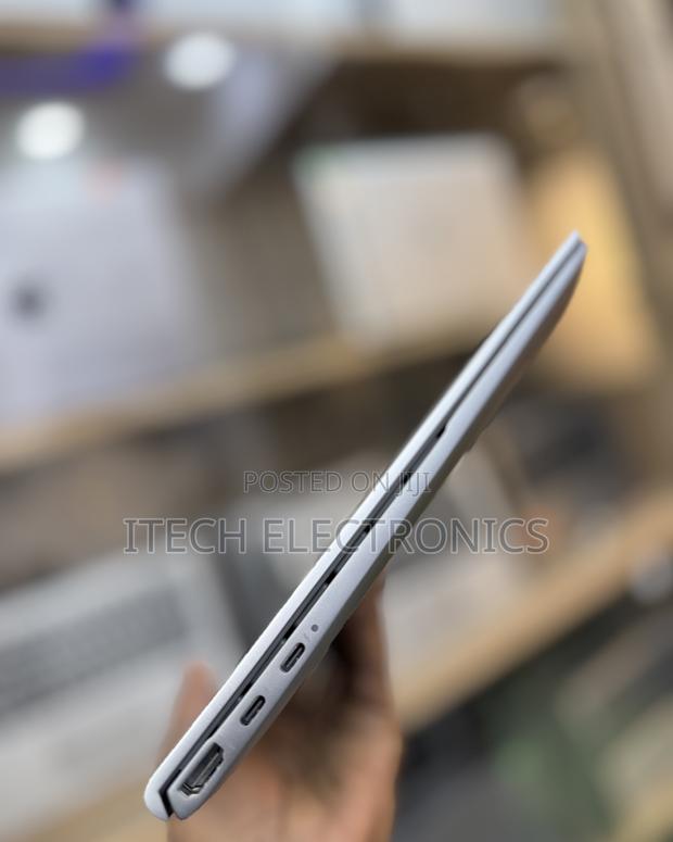 Laptop Dell Inspiron 13z 16GB Intel Core i7 SSD 512GB · Photo 6