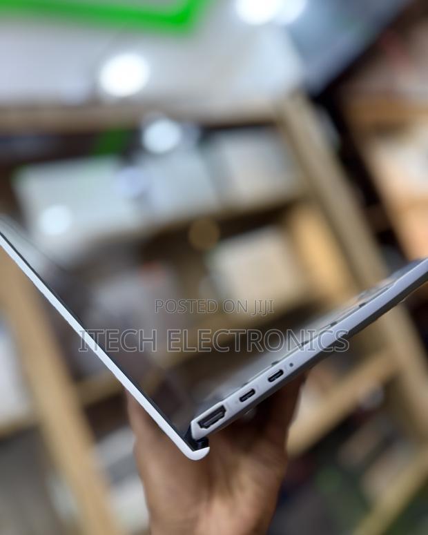 Laptop Dell Inspiron 13z 16GB Intel Core i7 SSD 512GB · Photo 8