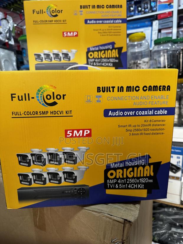 Hikvision 8 Channels CCTV Turbo Hd Kit With Cables · Photo 1