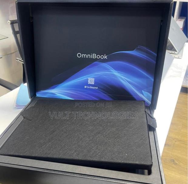 New Laptop HP OmniBook X Flip 16" 16GB Intel Core Ultra 7 SSD 1T · Photo 3