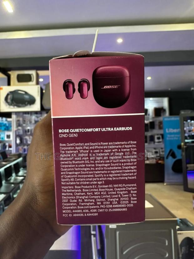 Bose Quietcomfort Ultra Earbuds 2nd Gen · Photo 2