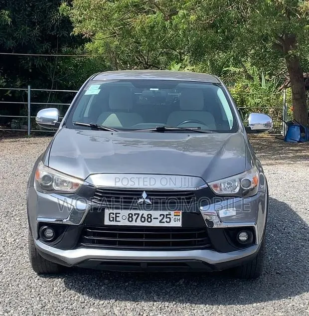 Mitsubishi Outlander 2016 Silver · Photo 1
