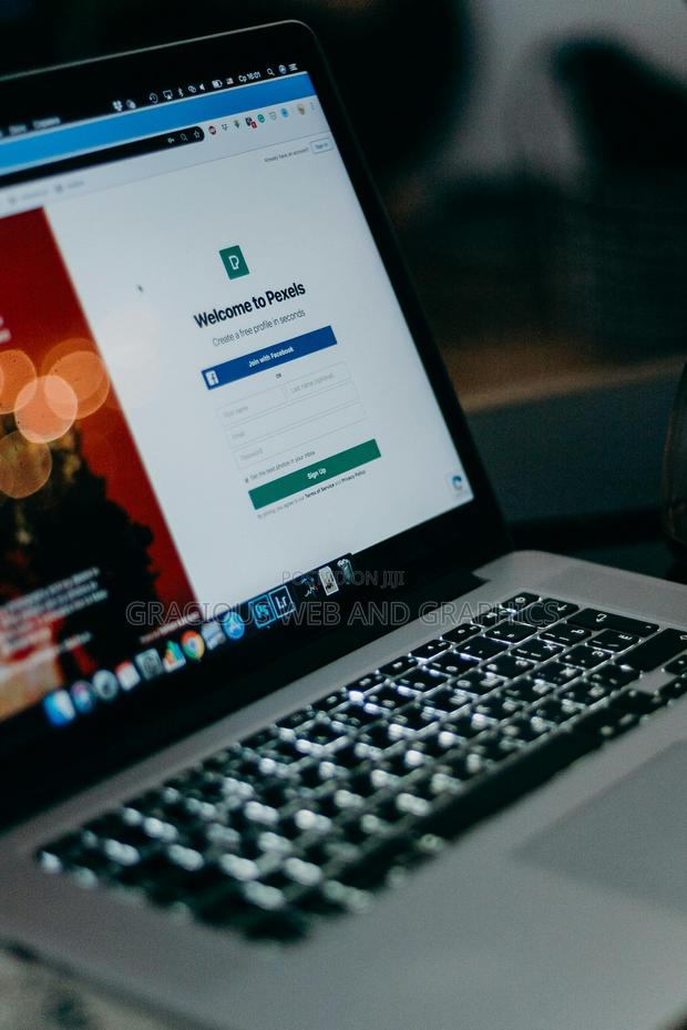 Your Customers Are Online—Let’S Bring Them to You! · Photo 1