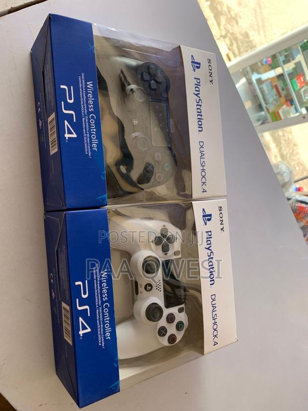 Playstation 4 Wireless Controller – Dualshock 4 · Photo 1