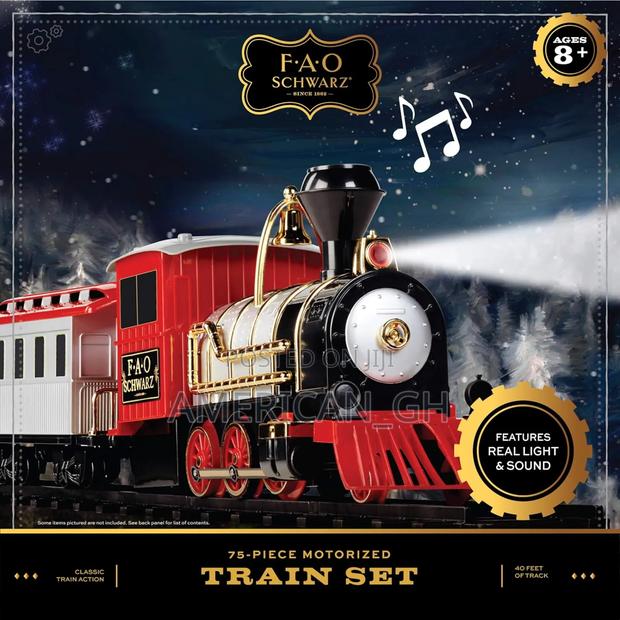 75 Pieces Motorized Train Set · Photo 2
