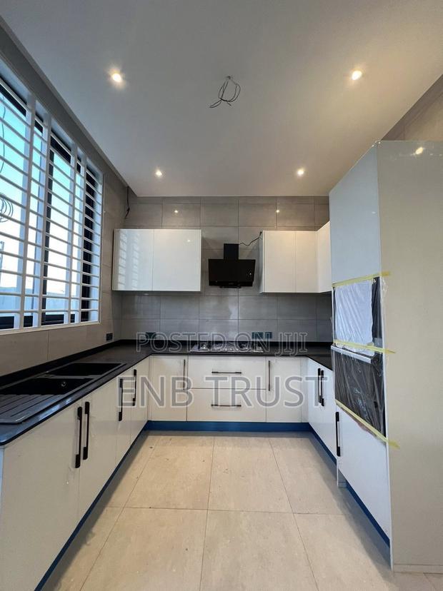 4bdrm Duplex in Ashongman Estate, Ga East Municipal for sale · Photo 4