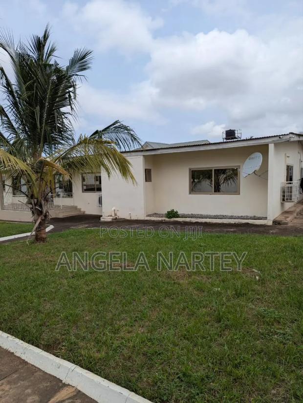 6bdrm House in Abelemkpe for sale · Photo 4