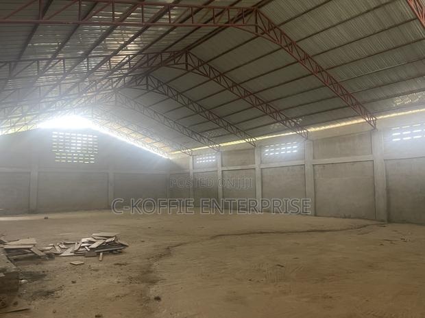 820 SQM Warehouse at Amasaman for Rent · Photo 8