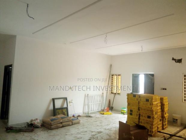 3bdrm House in Lake Side Estate for sale · Photo 1