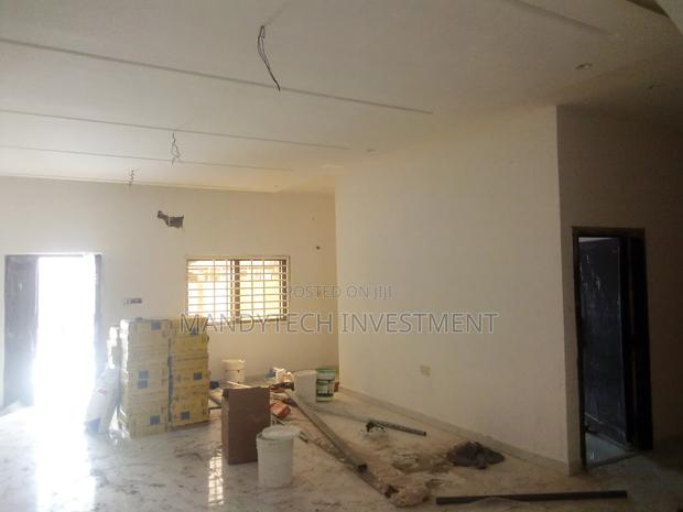 3bdrm House in Lake Side Estate for sale · Photo 8