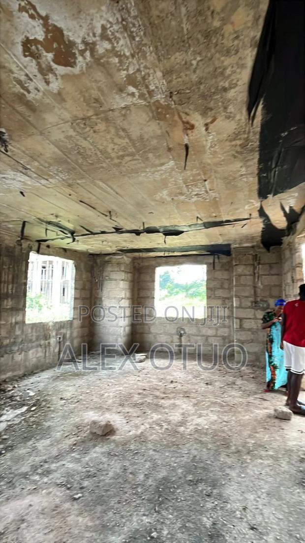 6bdrm House in Alex Otuo Properties, Kumasi Metropolitan for sale · Photo 3