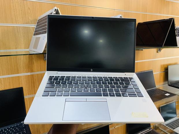 Laptop HP EliteBook 845 G8 8GB AMD Ryzen 5 SSD 256GB · Photo 2