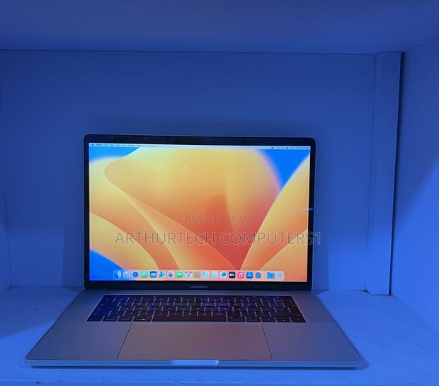 Laptop Apple MacBook Air 2018 16GB Intel Core I7 SSD 500GB · Photo 2