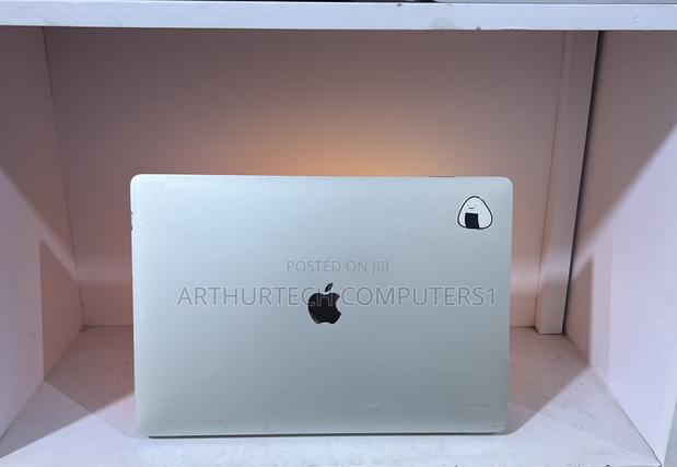 Laptop Apple MacBook Air 2018 16GB Intel Core I7 SSD 500GB · Photo 6