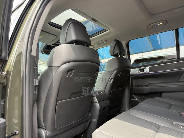 Hyundai Santa Fe Limited 2024 Green · Photo 4