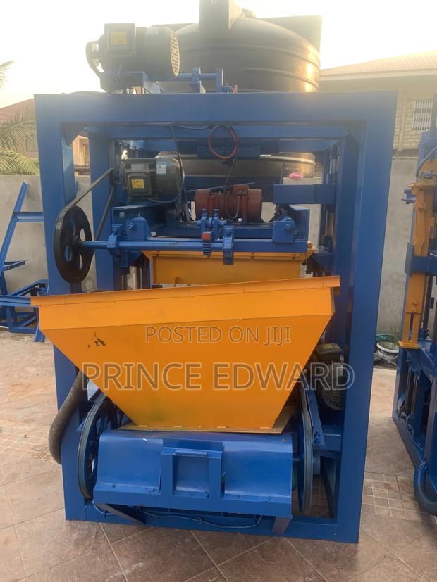 Automatic Block Making Machine · Photo 2