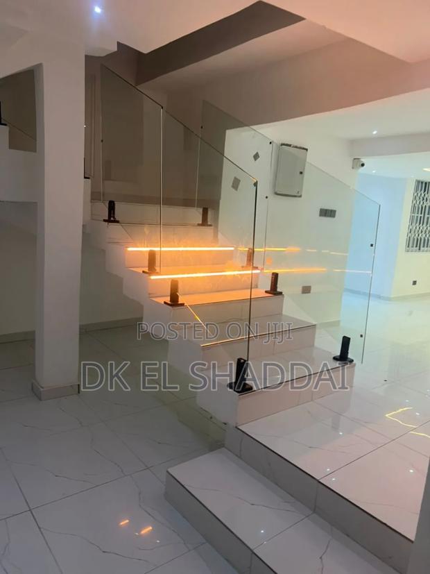 4bdrm House in Amasaman for sale · Photo 5