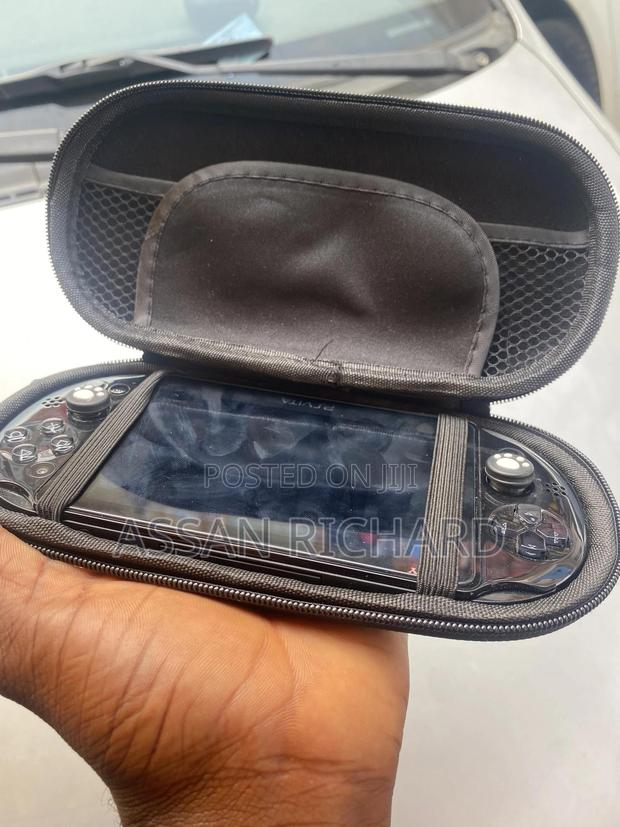 Playstation Vita Available On The Low Price · Photo 4