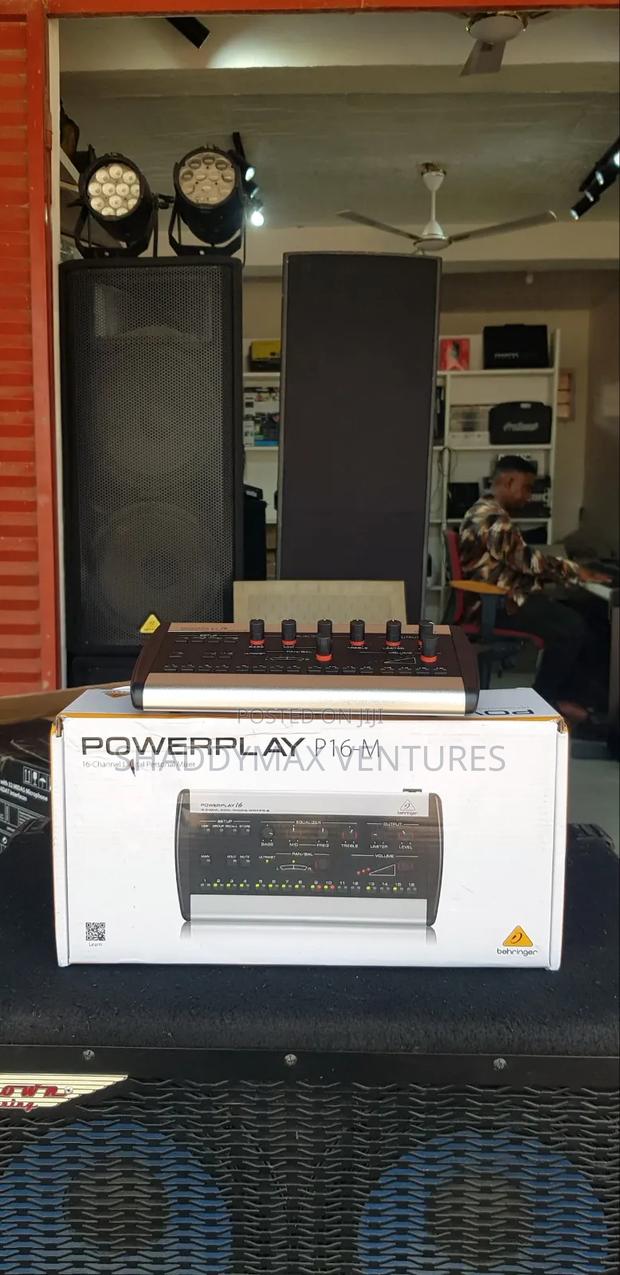 Behringer Power Play P16-M in Ear Amplifier · Photo 3