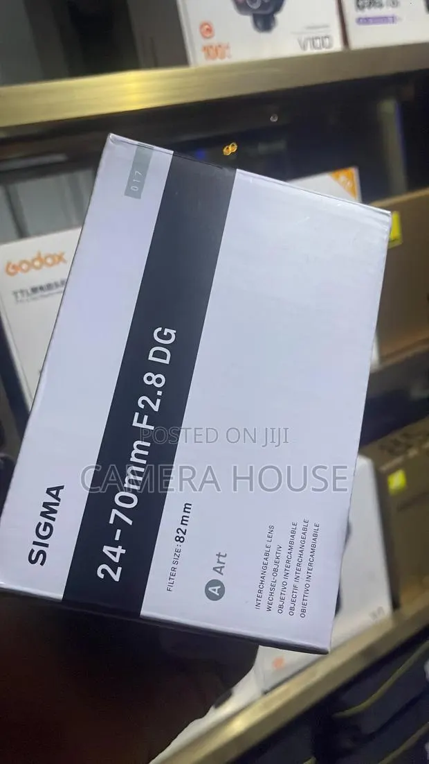 Sigma 24-70mm F2.8 DG Art Lens · Photo 1