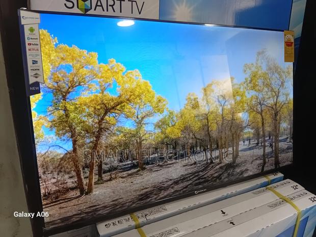Dolphin Bay 43" Smart Television for Home Entertainment Dolphine Bay · Photo 1