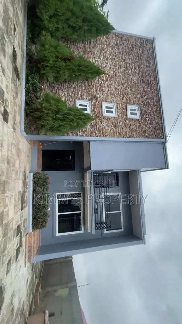 2bdrm Apartment in School Junction for rent · Photo 1