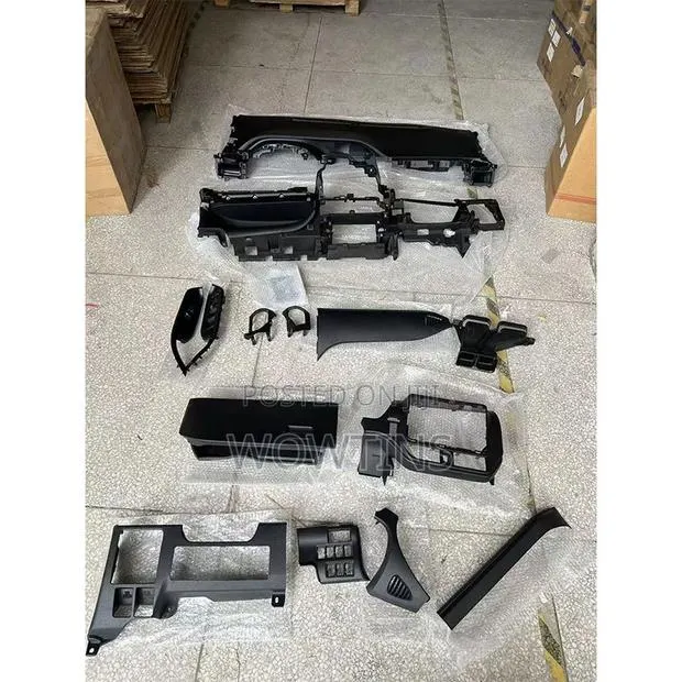 2014-2018 Toyota Voxy Dasboard · Photo 1