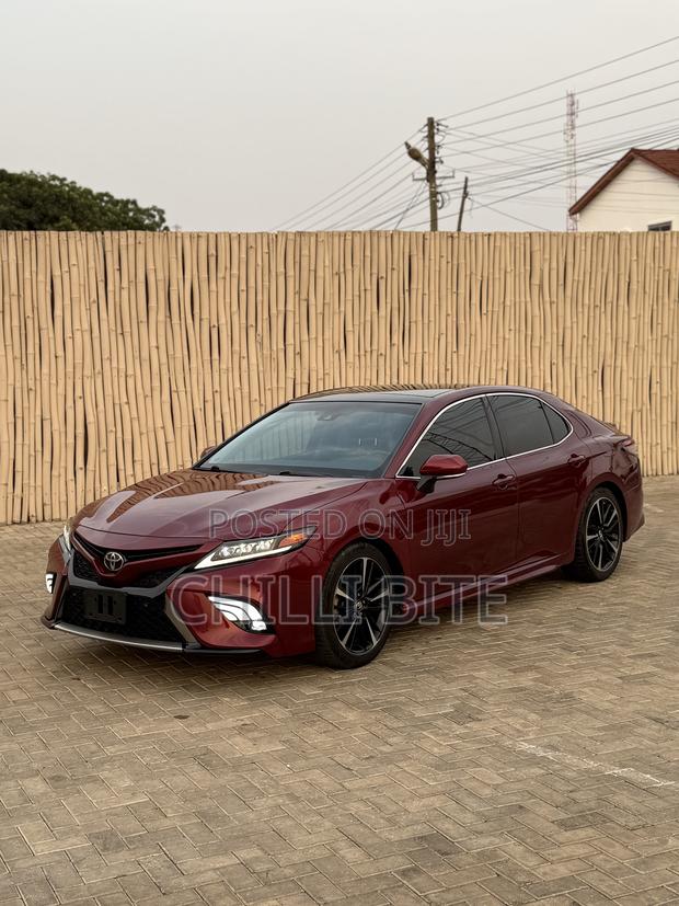 Toyota Camry XSE FWD (2.5L 4cyl 8AM) 2018 Red · Photo 5