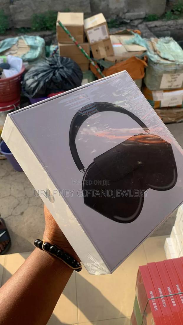 Airpods Max · Photo 1