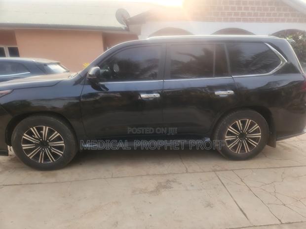 Lexus LX 570 AWD 2013 Black · Photo 4