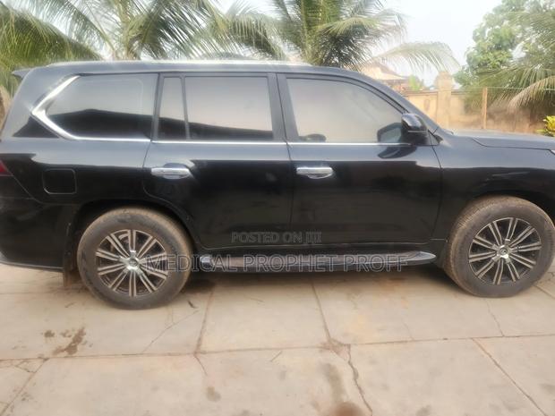 Lexus LX 570 AWD 2013 Black · Photo 5