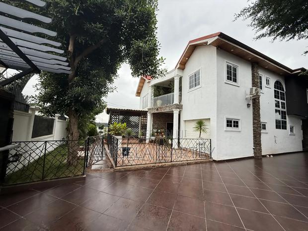 Furnished 5bdrm House in East Legon for sale · Photo 1