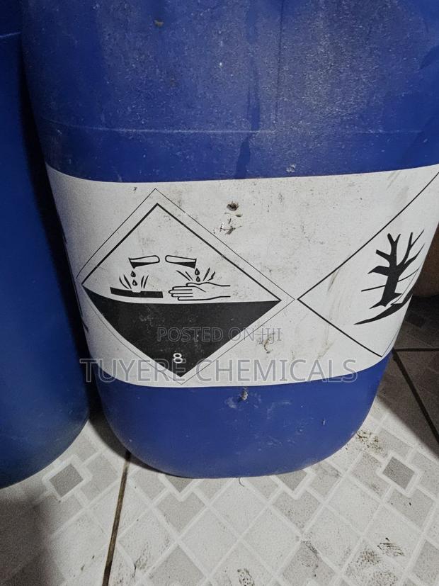 Sodium Hypochlorite 12-15% Solution · Photo 1