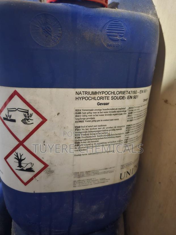 Sodium Hypochlorite 12-15% Solution · Photo 2