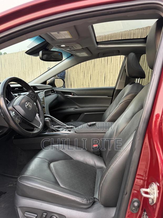 Toyota Camry XSE FWD (2.5L 4cyl 8AM) 2018 Red · Photo 8