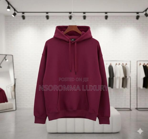Quality Heavy Hoodies · Photo 3