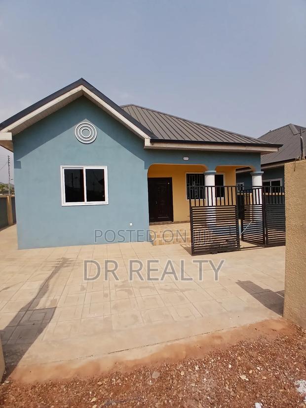 2bdrm House in Adom Estate, Community 25 for rent · Photo 2