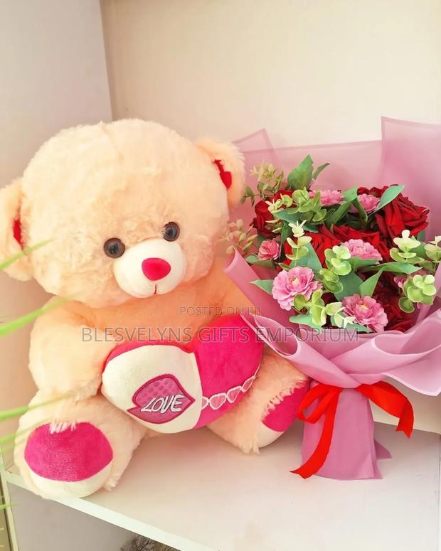 Gifts Packages for Celebrants · Photo 3