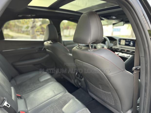 Hyundai Sonata 2022 Black · Photo 8