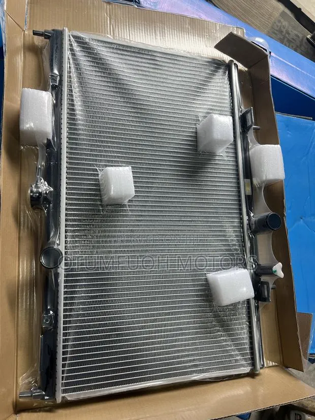 Nissan Sentra 2007 2008 2009 2010 Radiator (Water Tank) · Photo 1