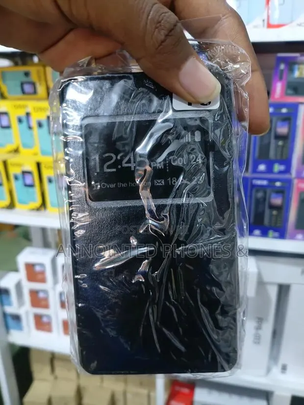 Phone Flip Pouch · Photo 1