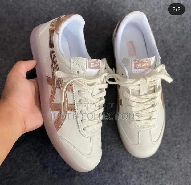 Asics Tokuten · Photo 1