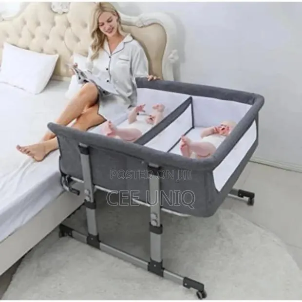 Adjustable Heigh Baby Twin Cot Next to Me Bed · Photo 1